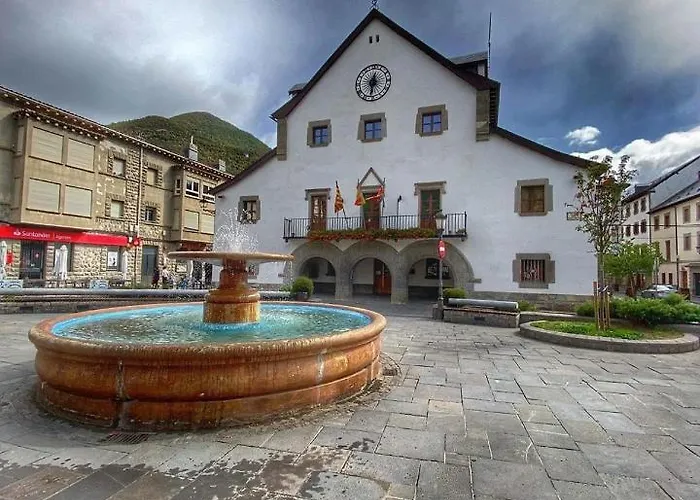 Biescas-pirineo-relax 公寓 毕斯卡斯